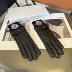 Moncler Gloves